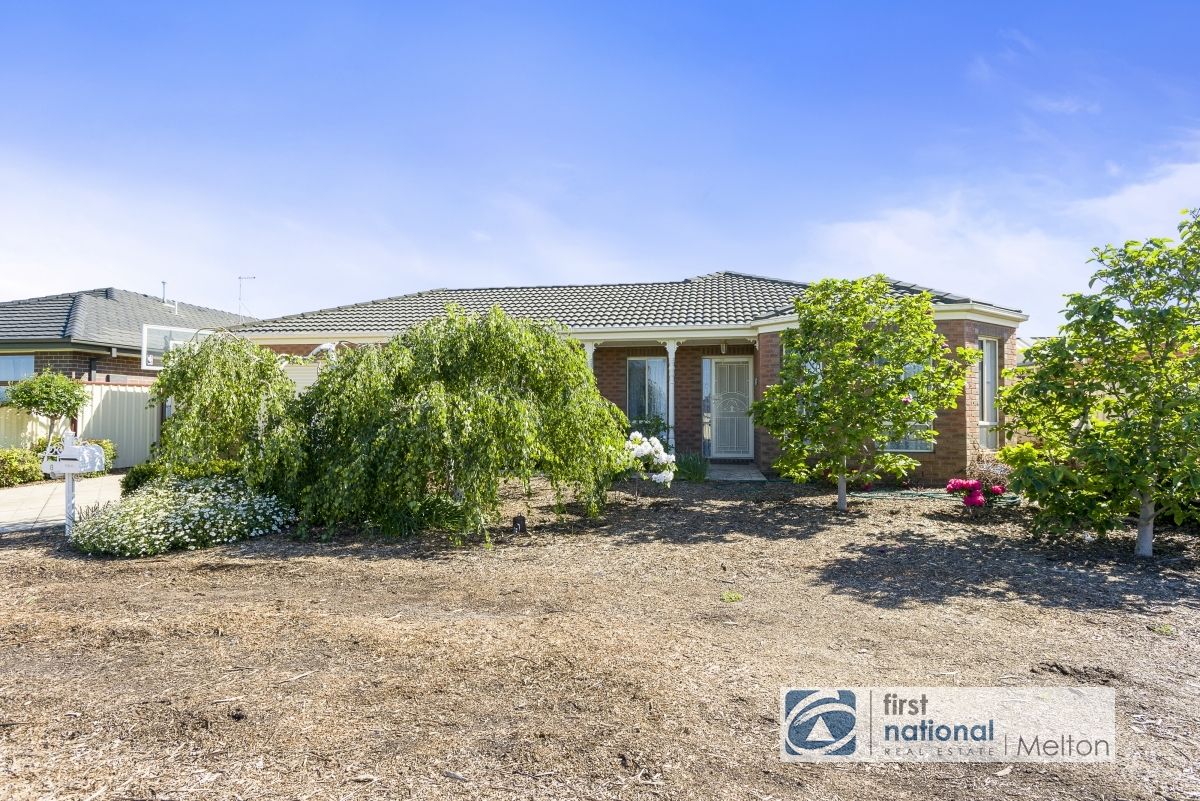 8 Charlotte Avenue, Melton West VIC 3337, Image 0