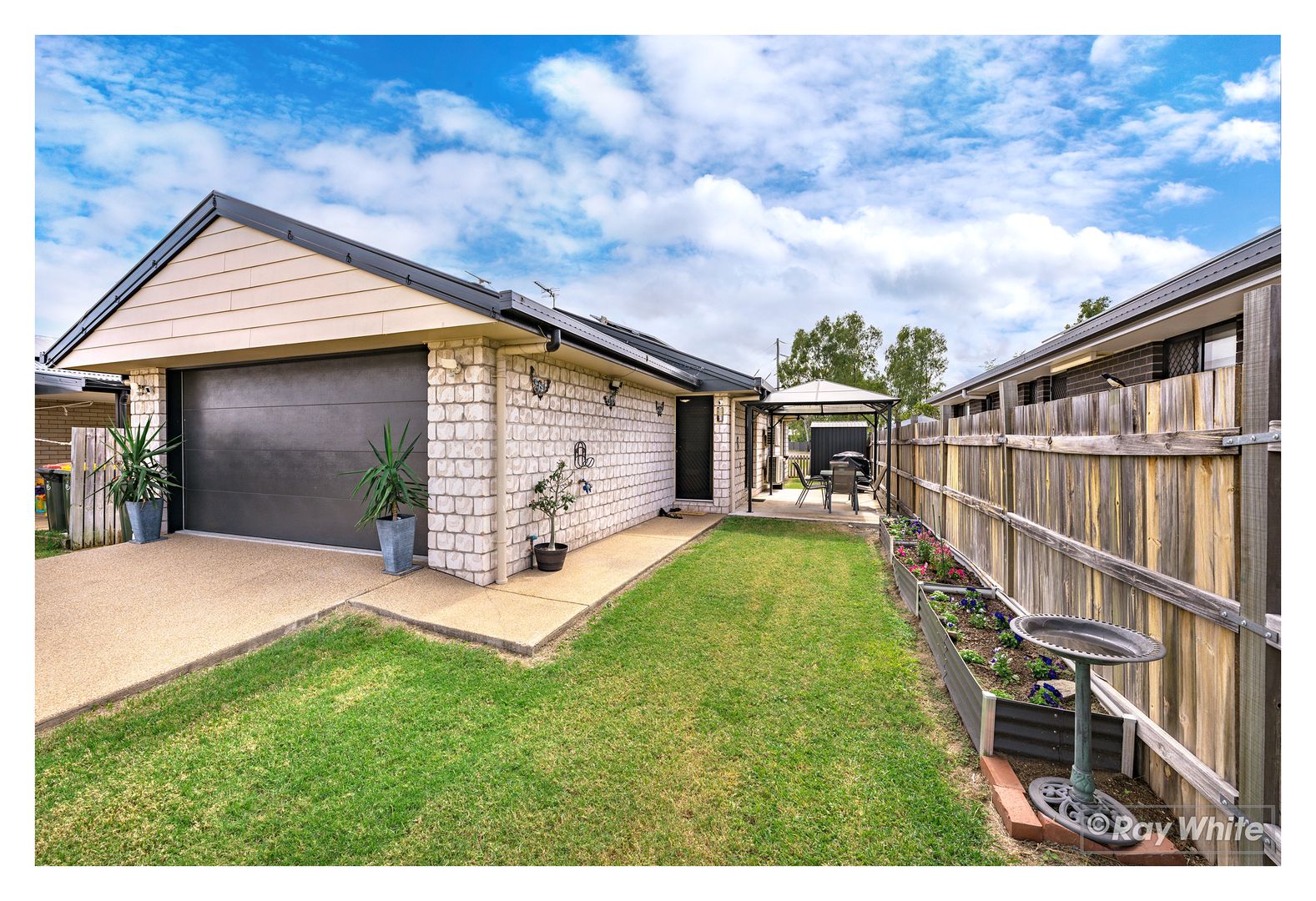 4 Jomarant Place, Kawana QLD 4701, Image 1