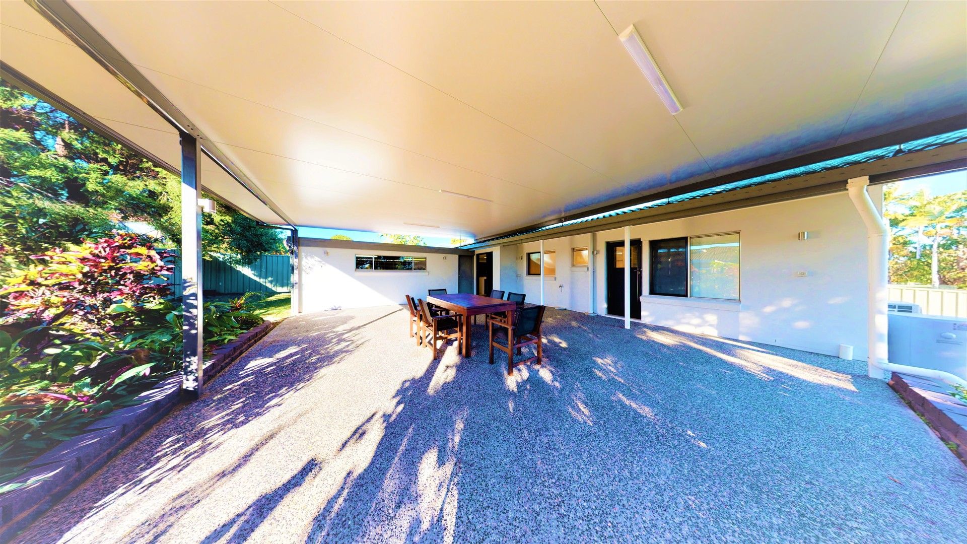 4 bedrooms House in 26 Kidd Street ROBERTSON QLD, 4109