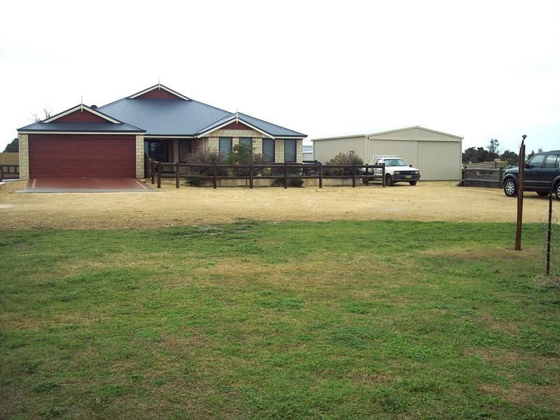 214 Holmes Parade, WEST PINJARRA WA 6208, Image 0