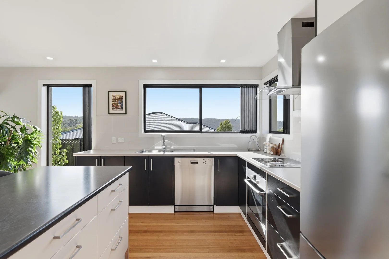 Additional image 18 of 2/40 Queens Parade, Kingston TAS 7050