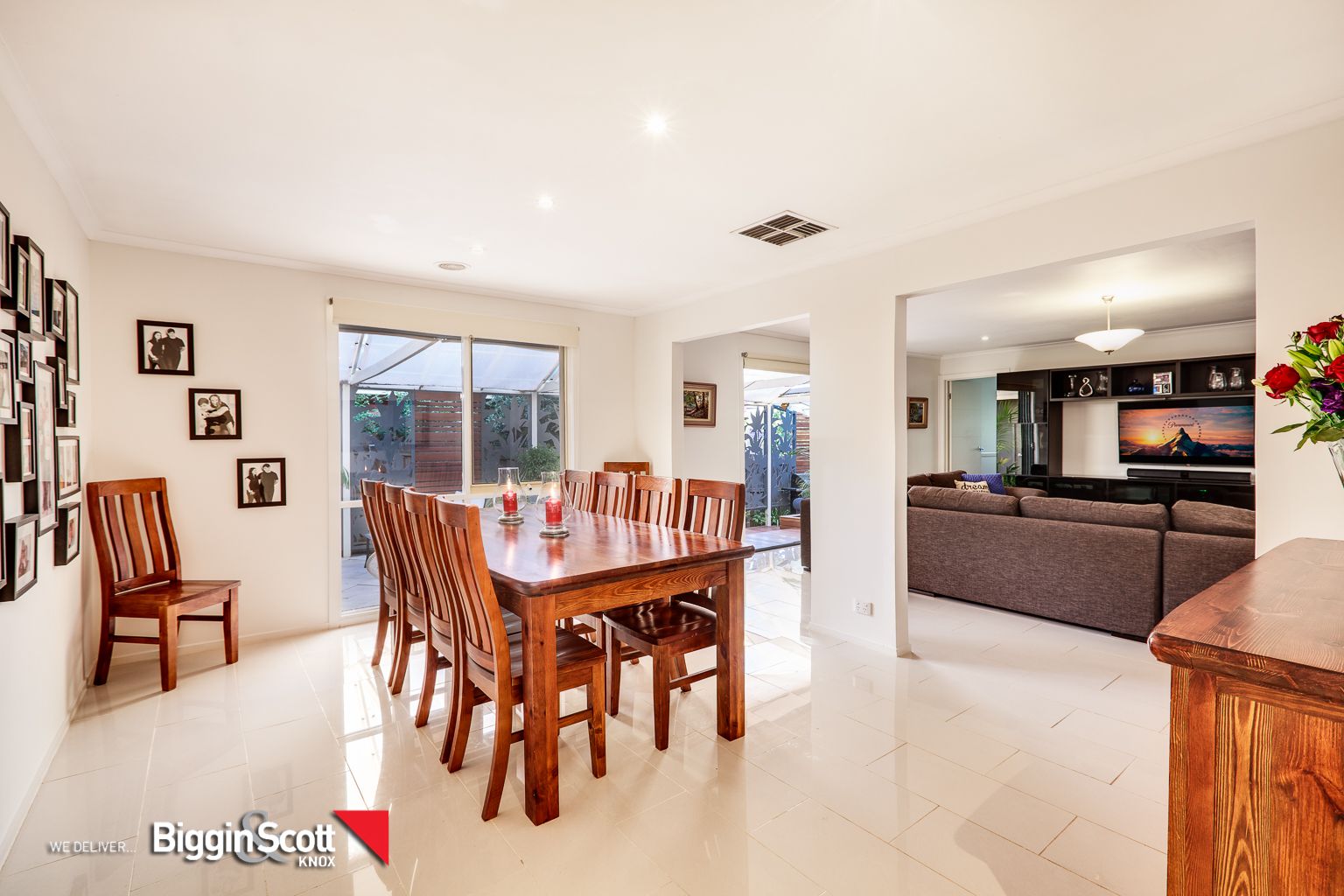 60 Berrabri Drive, Scoresby VIC 3179, Image 2