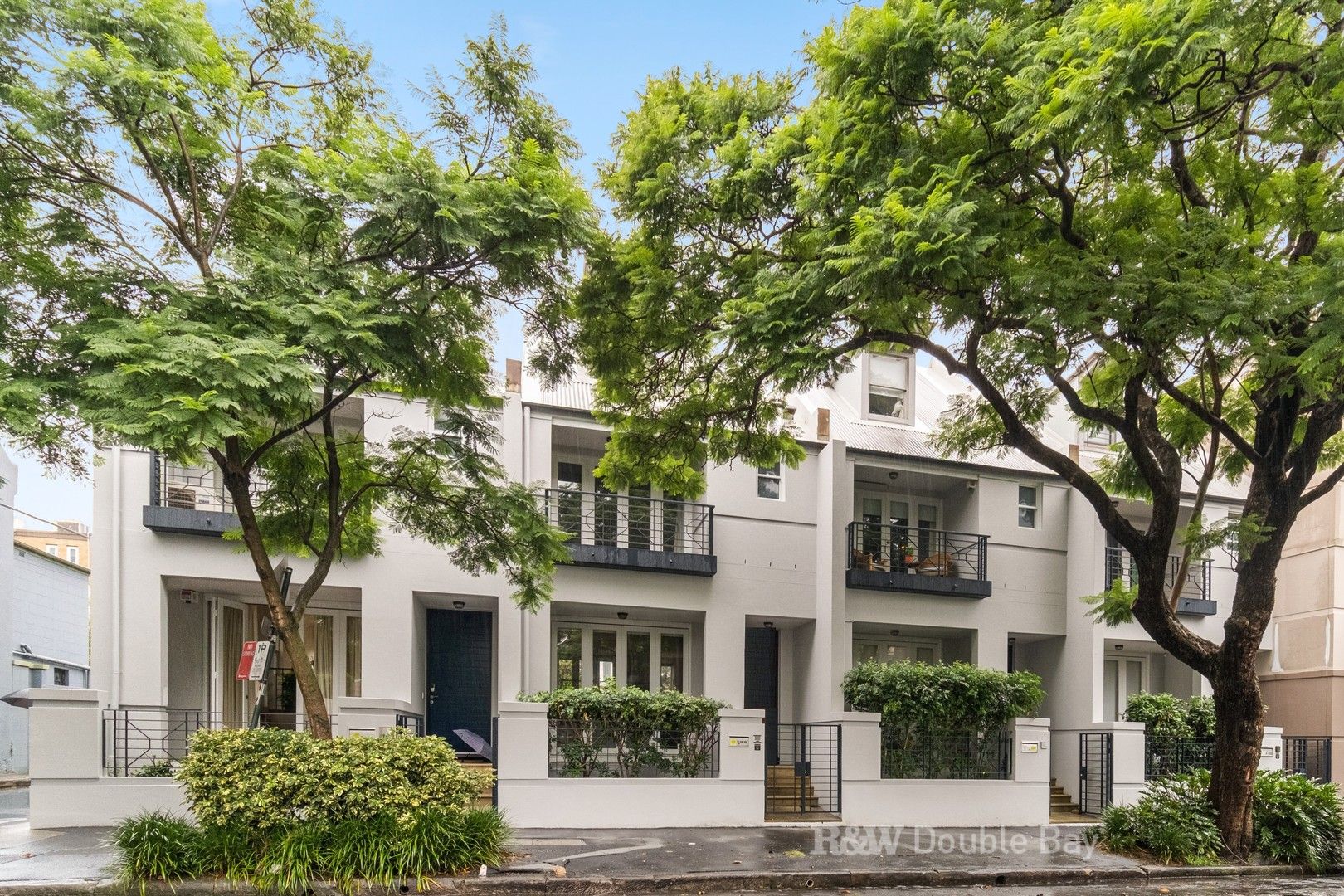 3 bedrooms Townhouse in 105 Great Buckingham Street REDFERN NSW, 2016