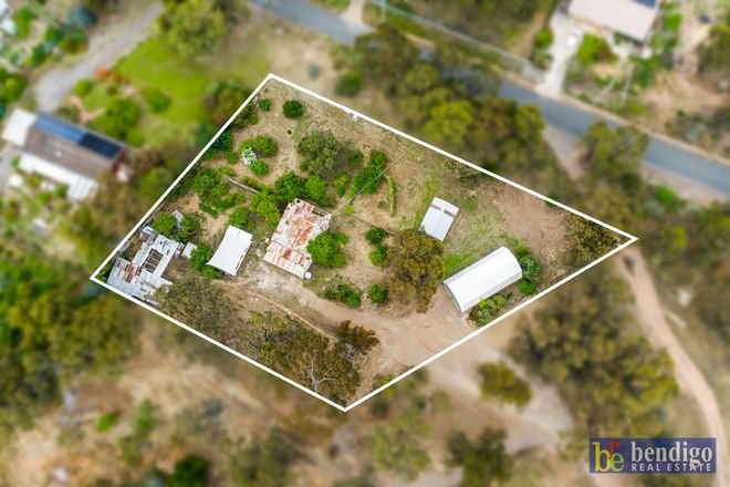Picture of 10 Lethebys Road, SAILORS GULLY VIC 3556