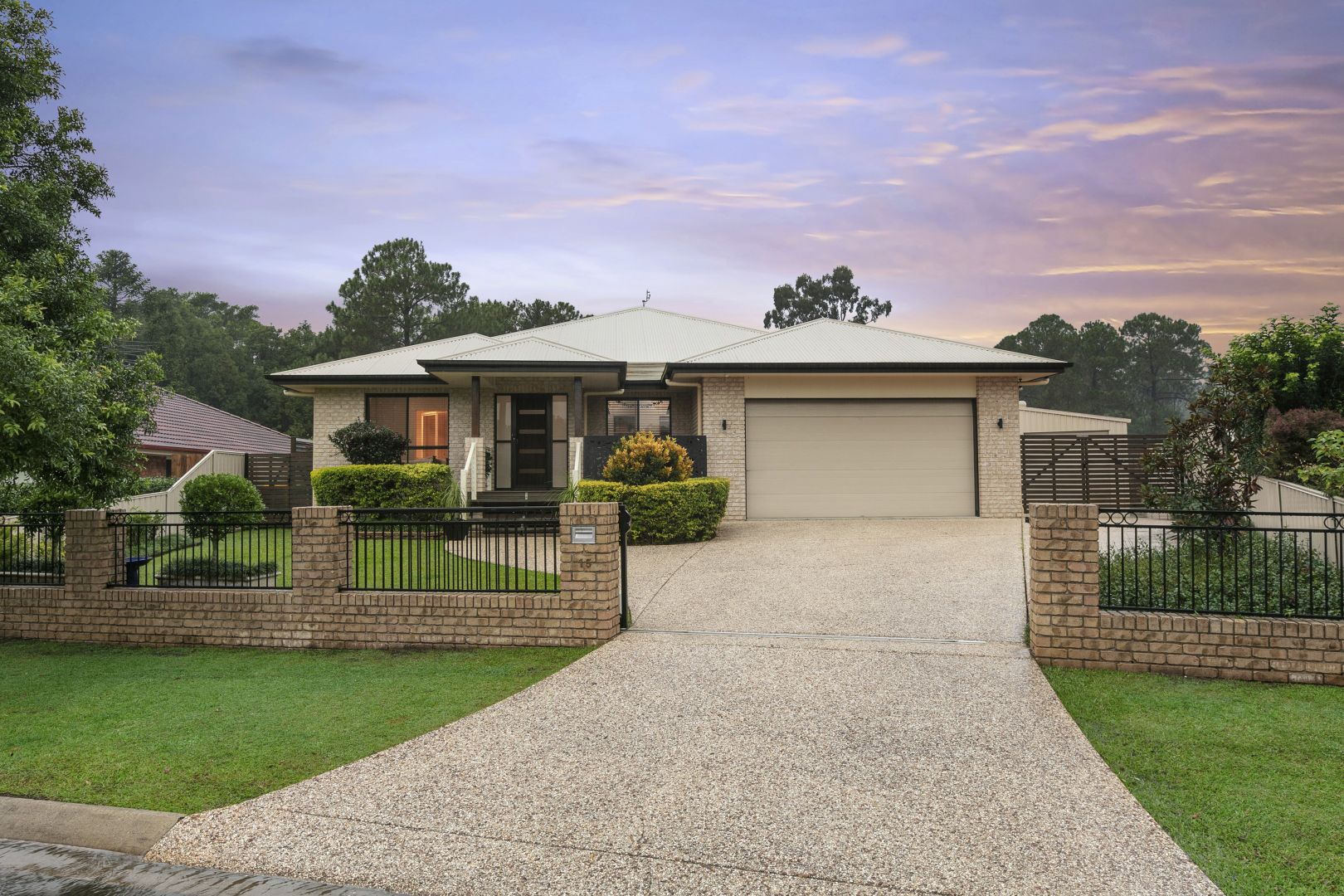 15 Maddock Avenue, Mooloolah Valley Property History & Address