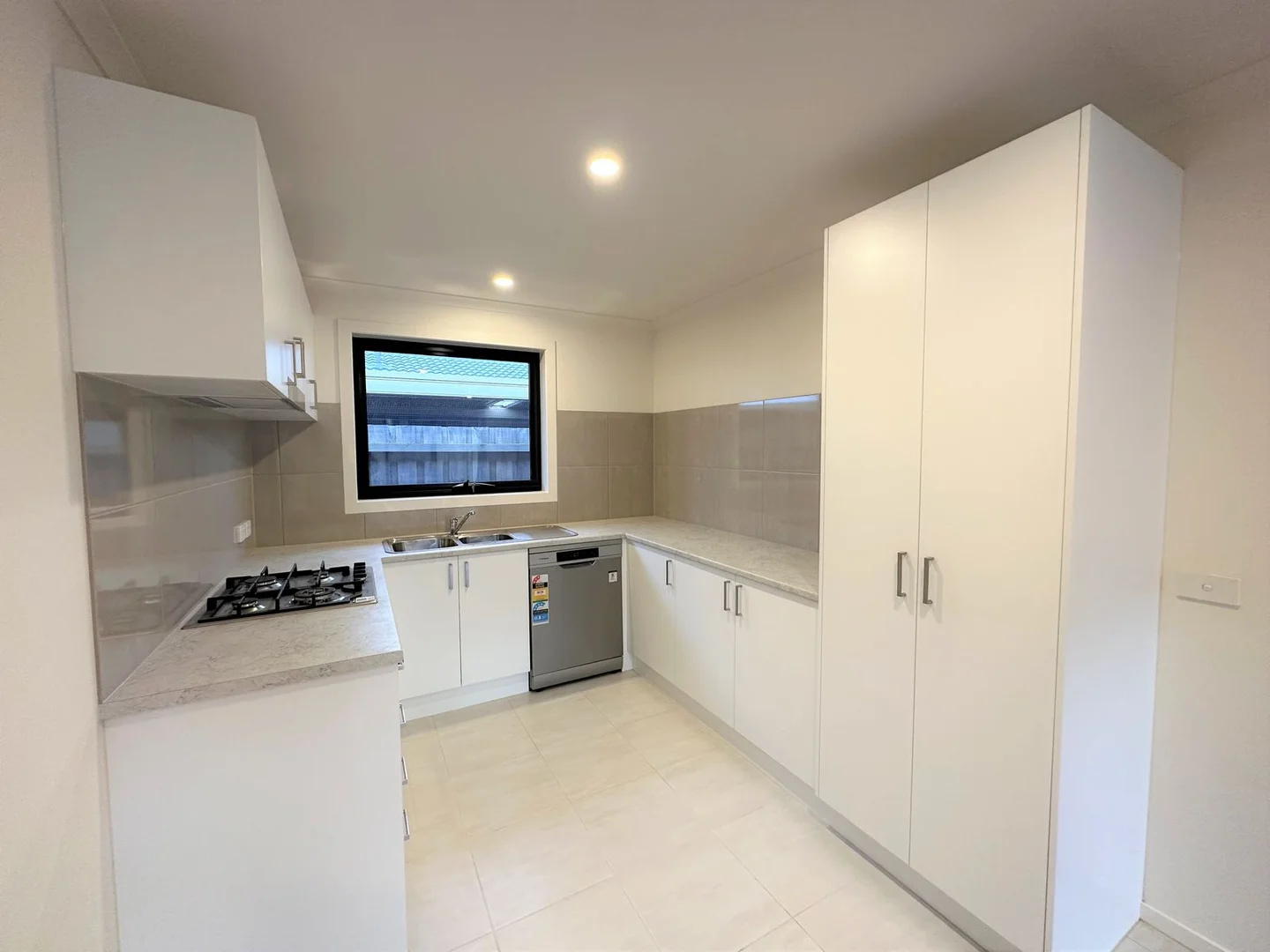 Additional image 4 of 2 Hibiscus Way, Keysborough VIC 3173