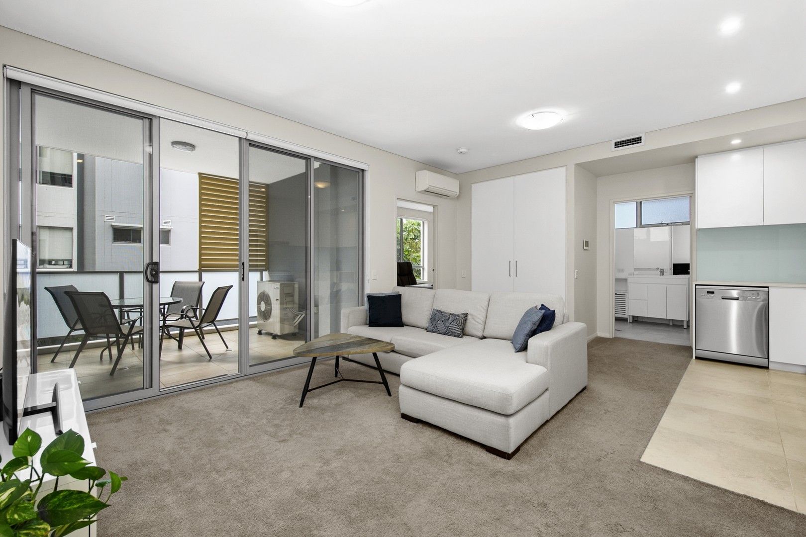 1 bedrooms Apartment / Unit / Flat in 23/4 Werombi Road MOUNT COLAH NSW, 2079