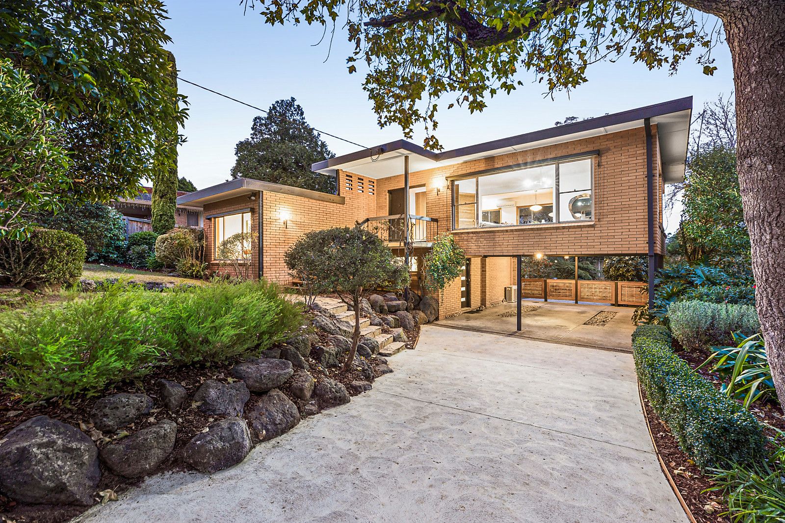 152 Mountain View Parade, Rosanna VIC 3084, Image 0