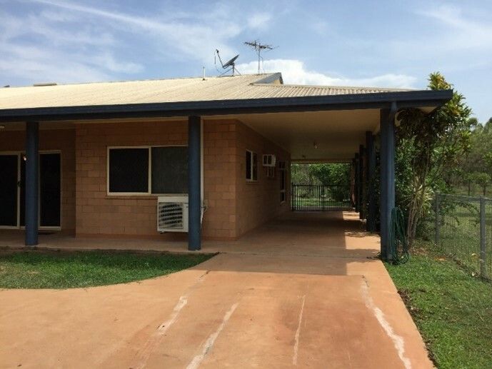 Unit 1/16 Kanthin Rd, Nanum QLD 4874, Image 2