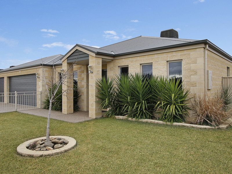 11 Olivers Road, Benalla Property History & Address Research Domain