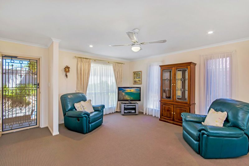 2/34 Walkleys Road, Valley View SA 5093, Image 2