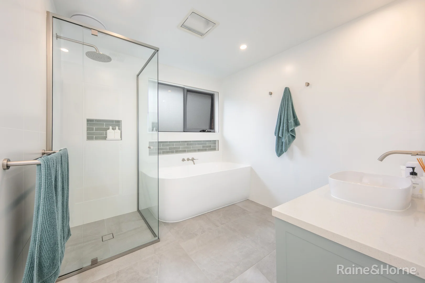 Additional image 8 of 70 Menzies Drive, Sunbury VIC 3429