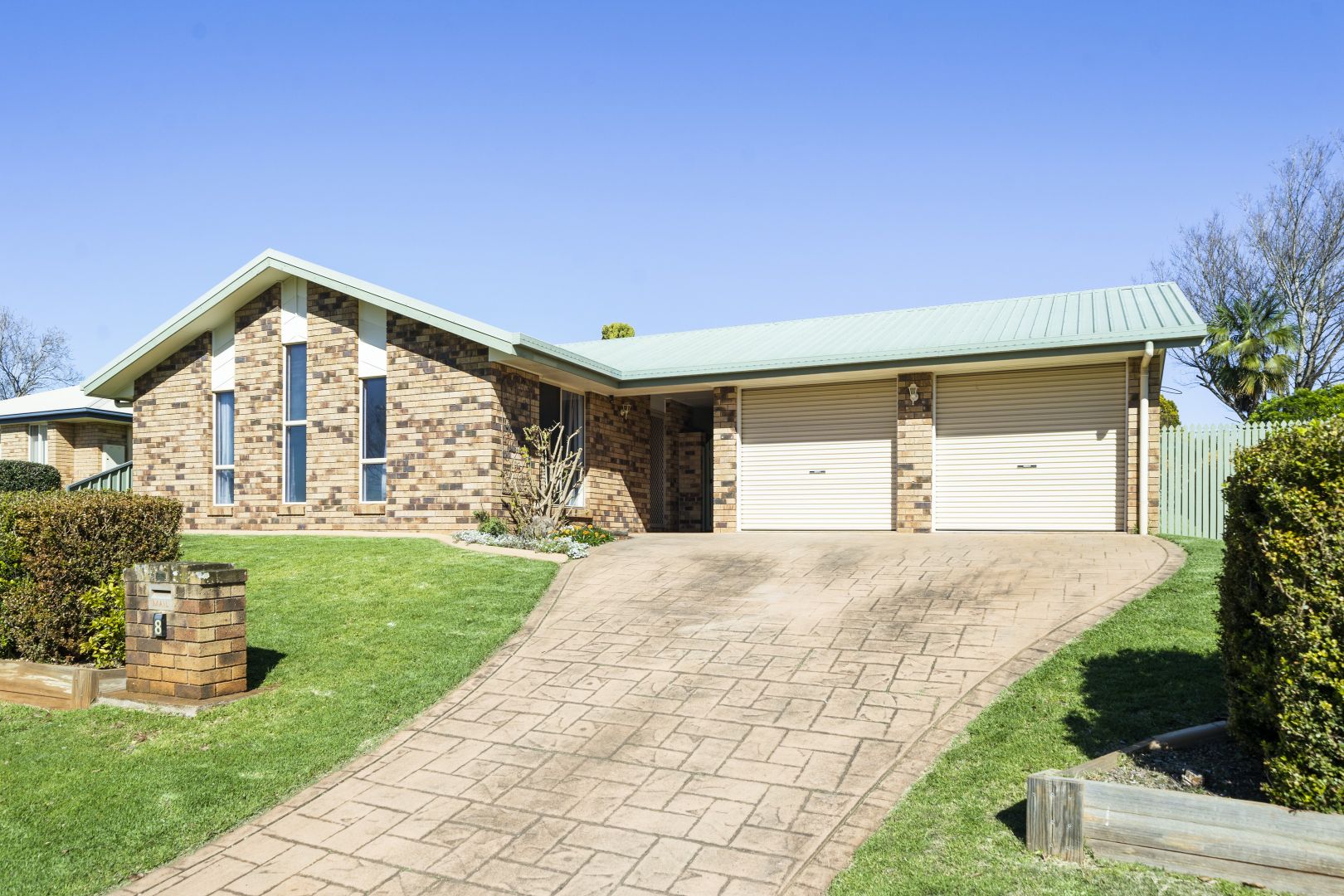 8 Poinsettia Court, Middle Ridge | Property History & Address Research ...