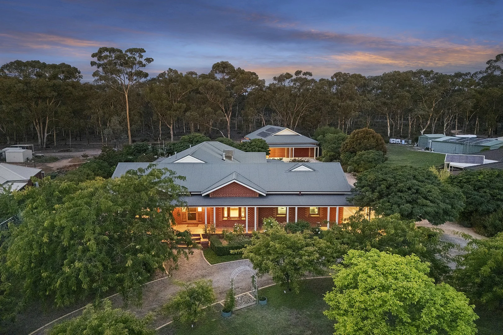 15 Conboy Court, Ascot VIC 3551