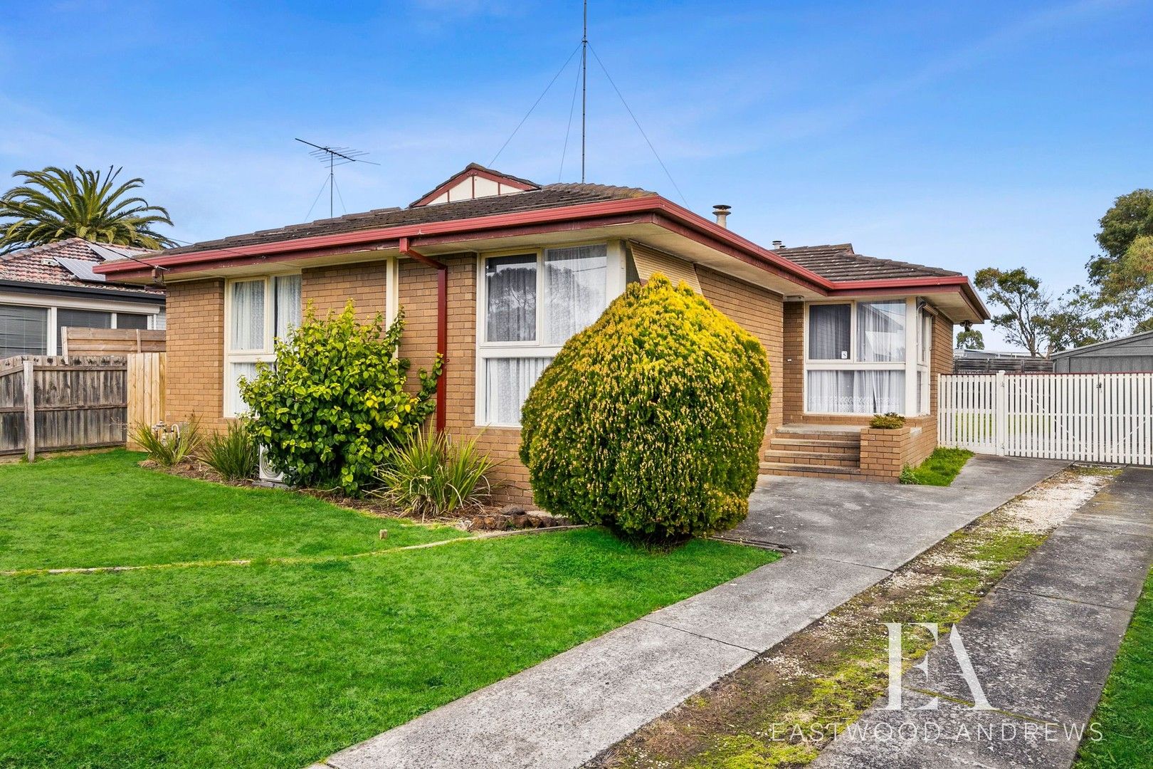 3 bedrooms House in 4 Fairfield Avenue BELMONT VIC, 3216