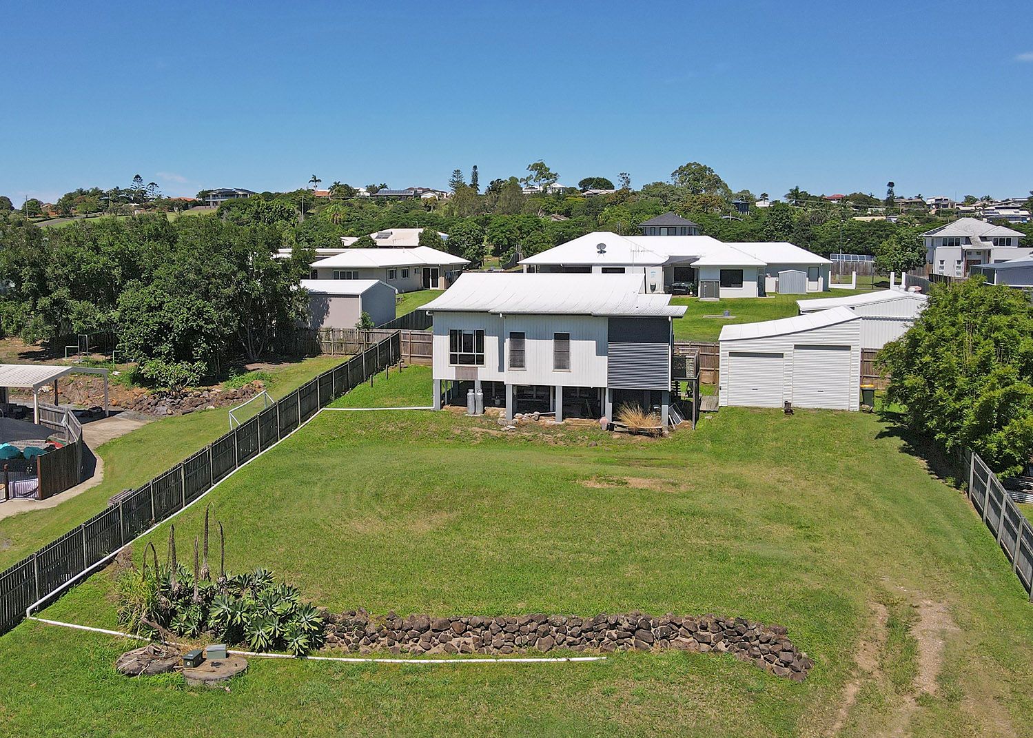 14 Jasmine Court, Dundowran Beach QLD 4655, Image 0