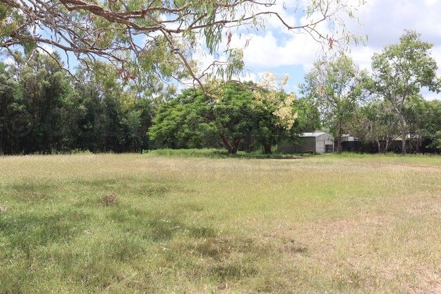 48 Walker St, Collinsville QLD 4804, Image 2