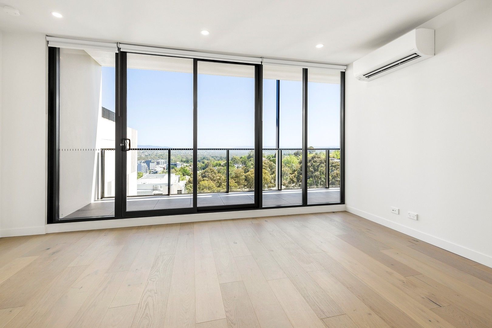 2 bedrooms Apartment / Unit / Flat in Level 4,  7/9 Martin Street HEIDELBERG VIC, 3084