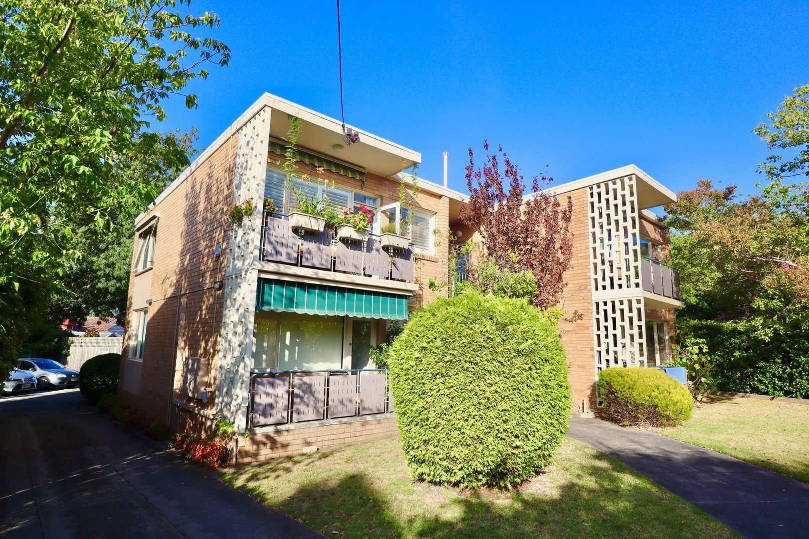 1 bedrooms Apartment / Unit / Flat in UNIT 3/3 BROOKFIELD COURT HAWTHORN EAST VIC, 3123