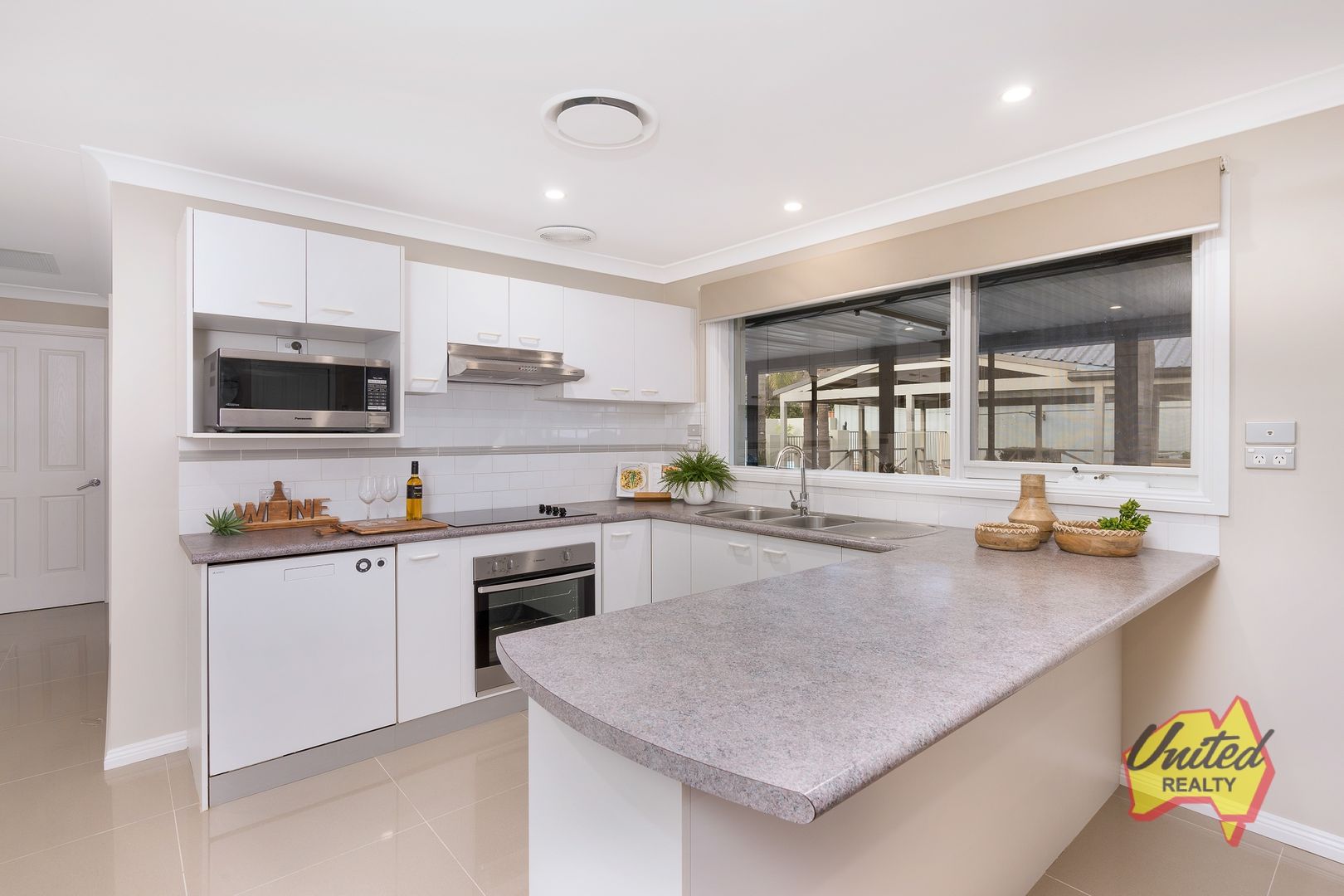 10 Badgally Road, The Oaks NSW 2570, Image 2