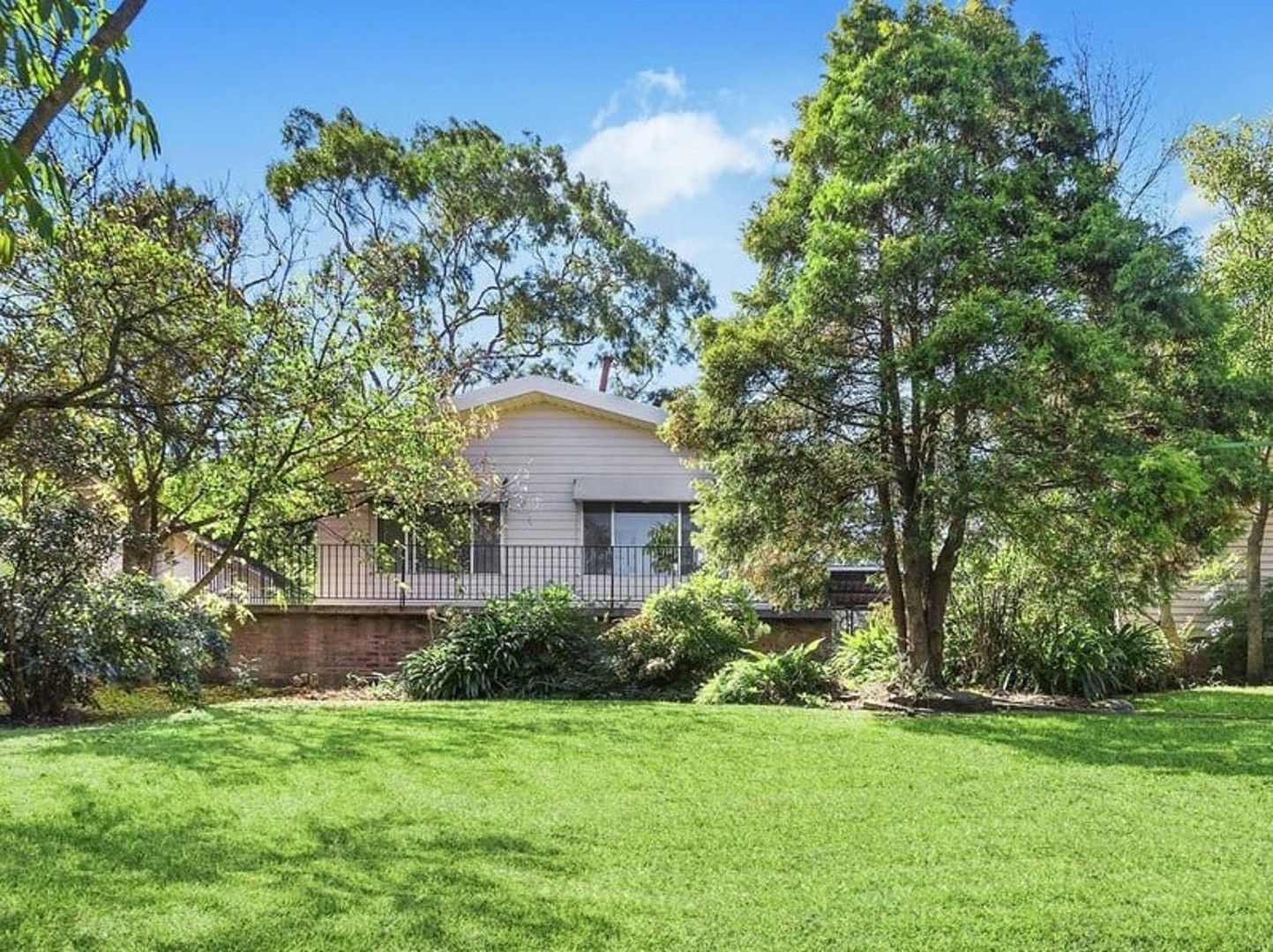 27 Castle Hill Road, West Pennant Hills NSW 2125, Image 0