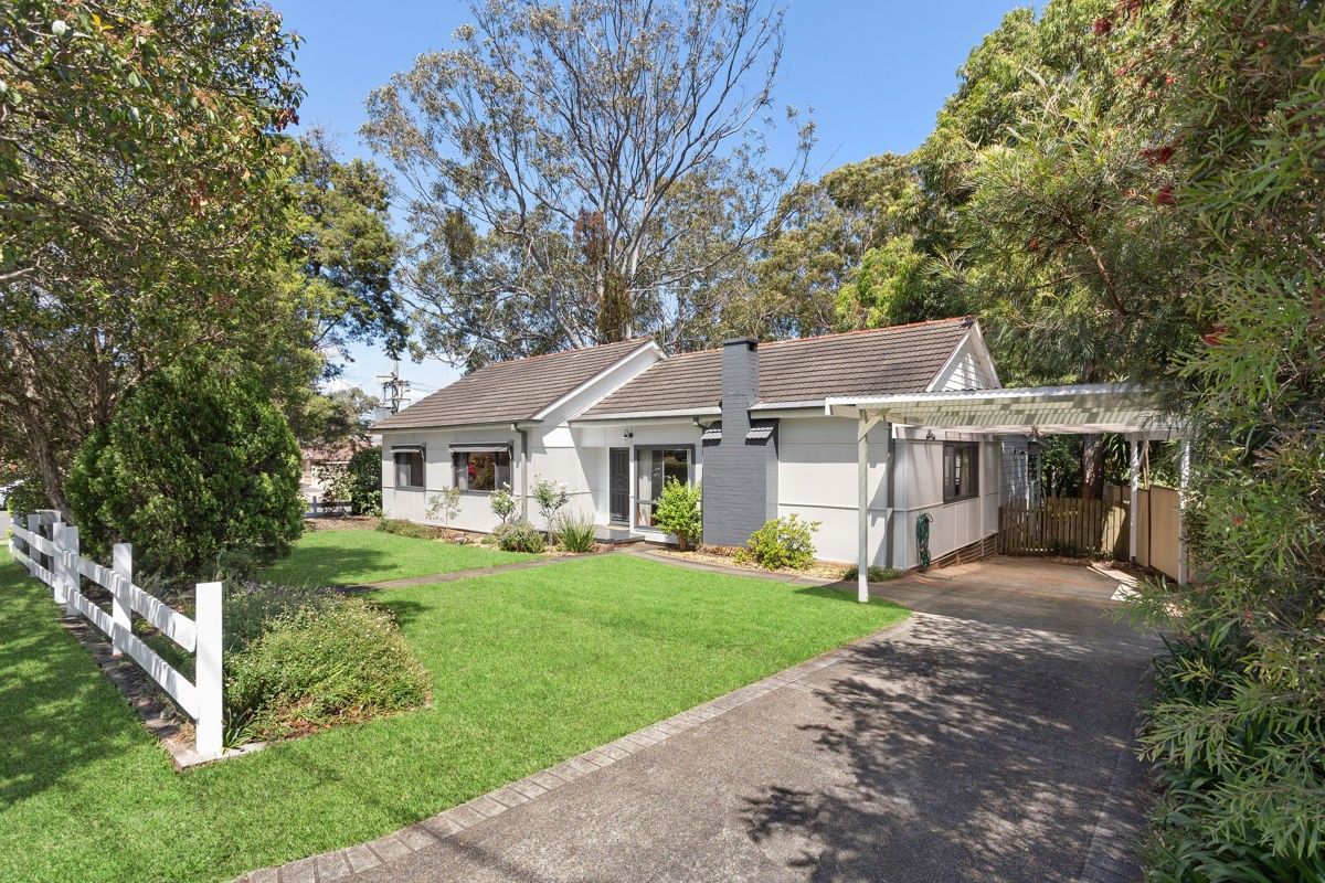 4 bedrooms House in 9 Byron Road GUILDFORD NSW, 2161