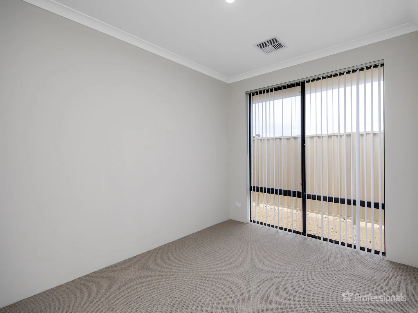 Additional image 12 of 8 Almond Street, Eglinton WA 6034