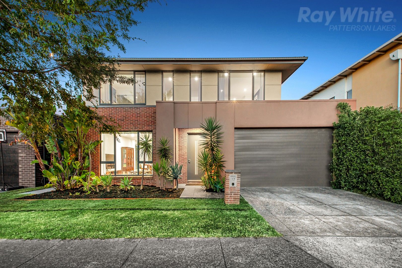 17 Dresden Drive, Waterways VIC 3195, Image 0