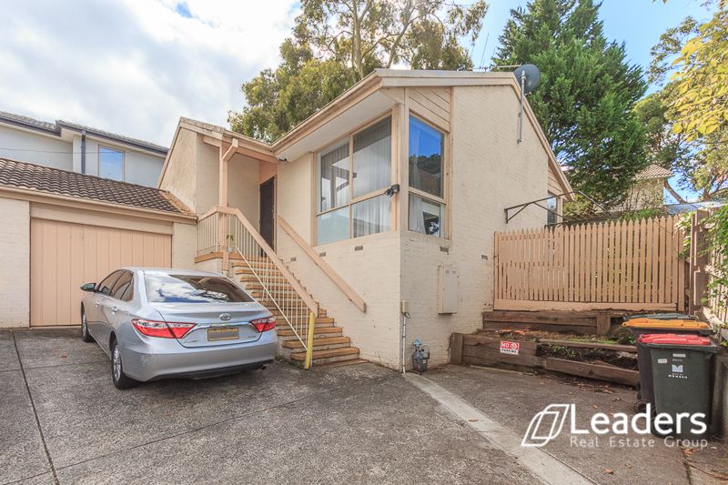 3 bedrooms Townhouse in 2/389 High Street Road MOUNT WAVERLEY VIC, 3149