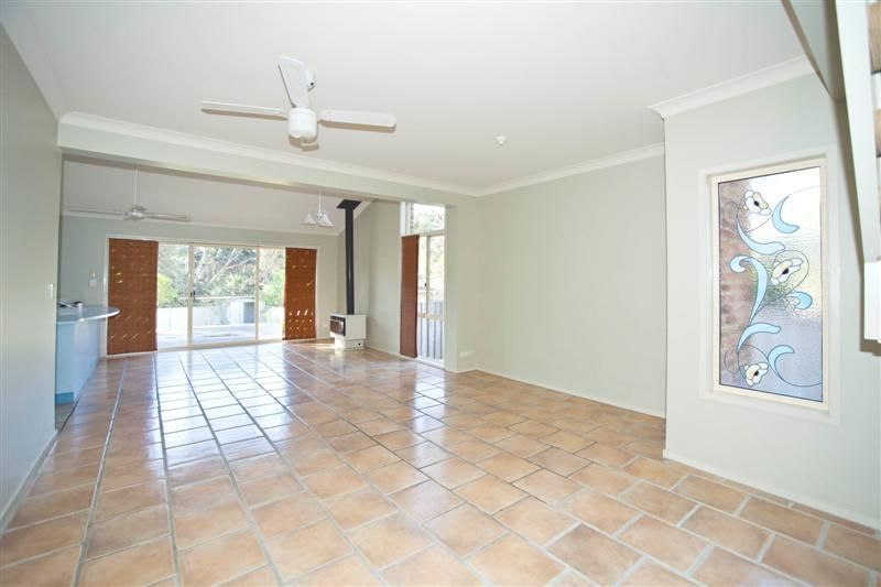 2/13 Boomerang Drive, BOOMERANG BEACH NSW 2428, Image 2