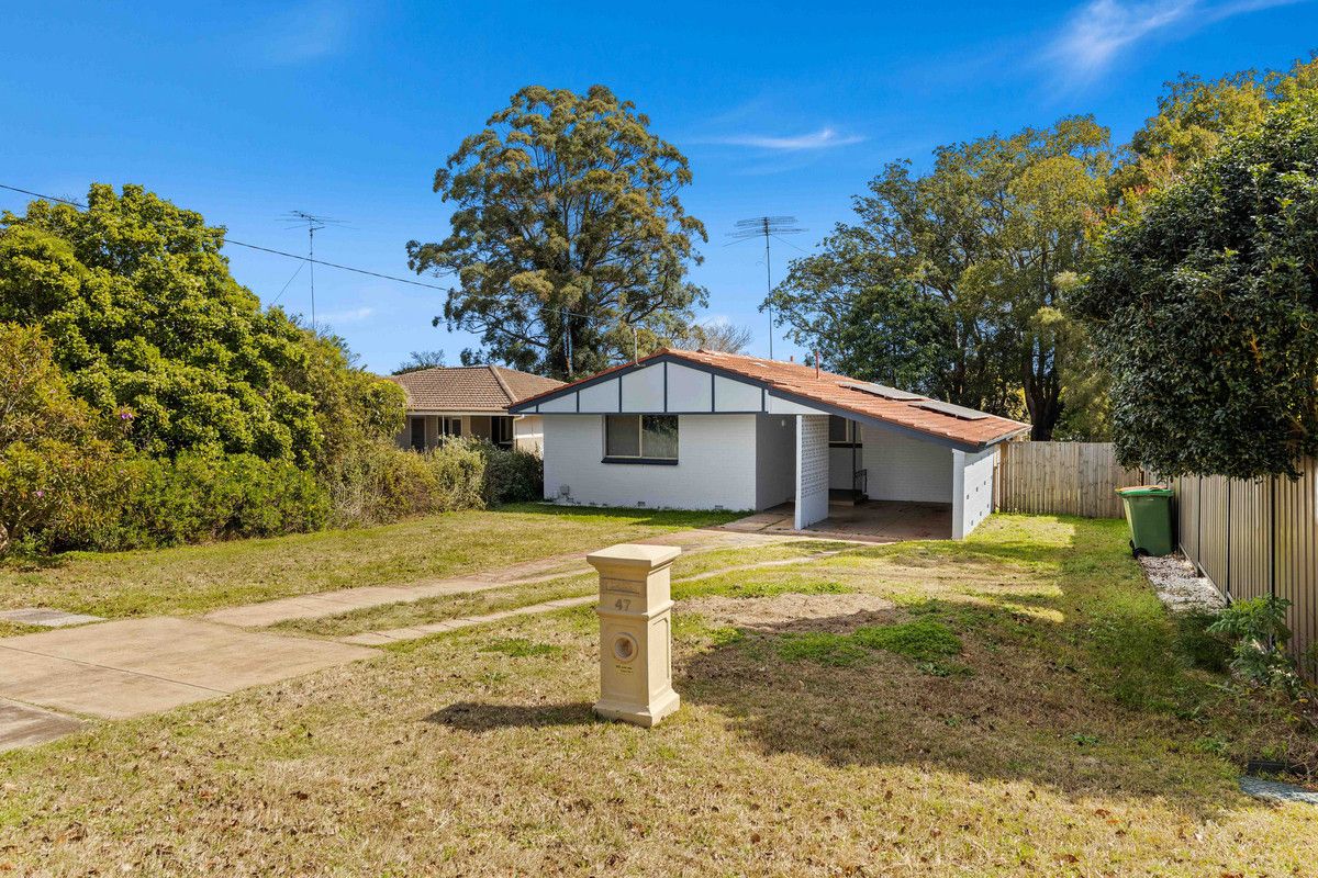 3 bedrooms House in 47 Llewellyn Street CENTENARY HEIGHTS QLD, 4350