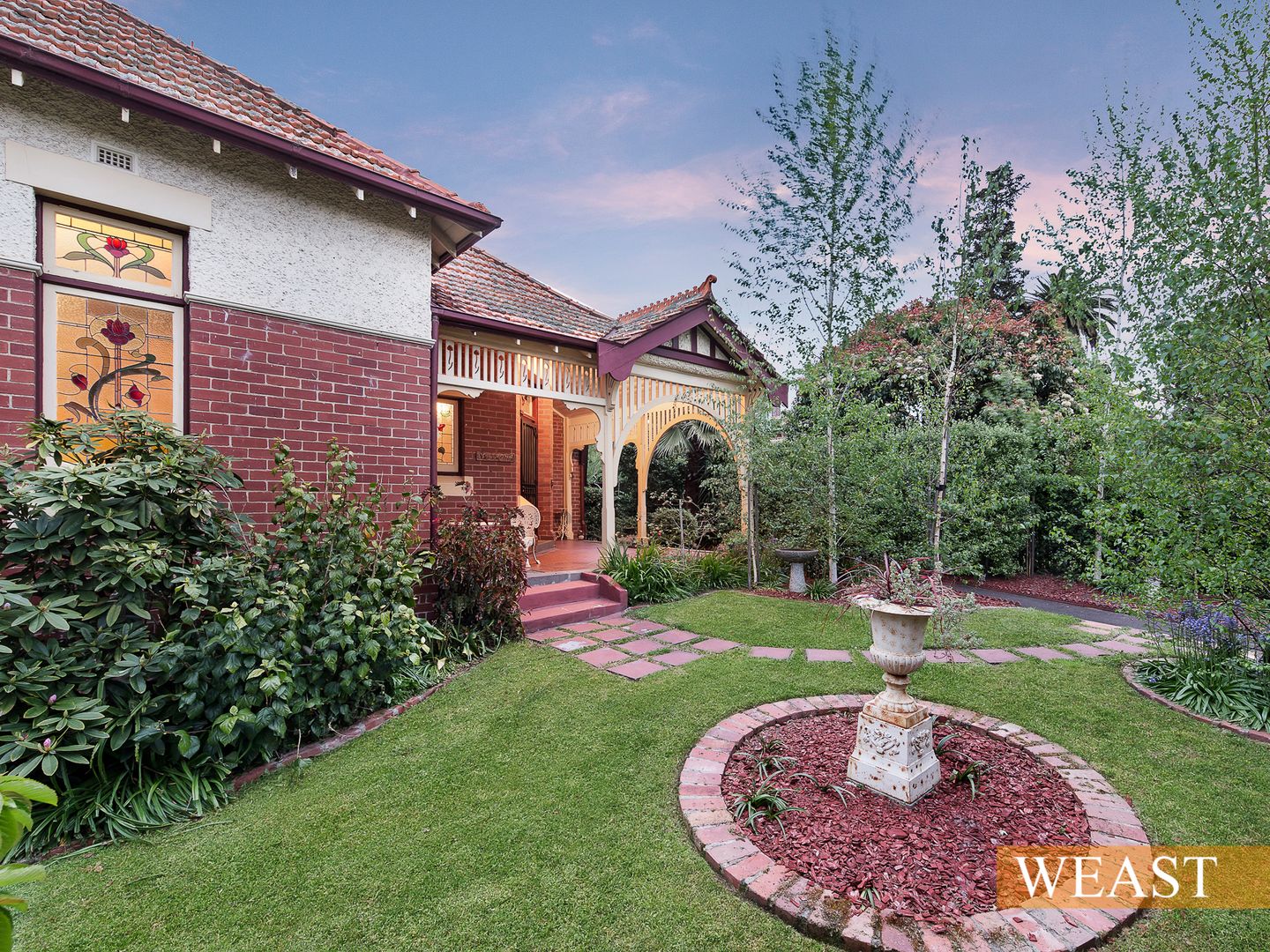 138 Canterbury Road, Canterbury VIC 3126, Image 2