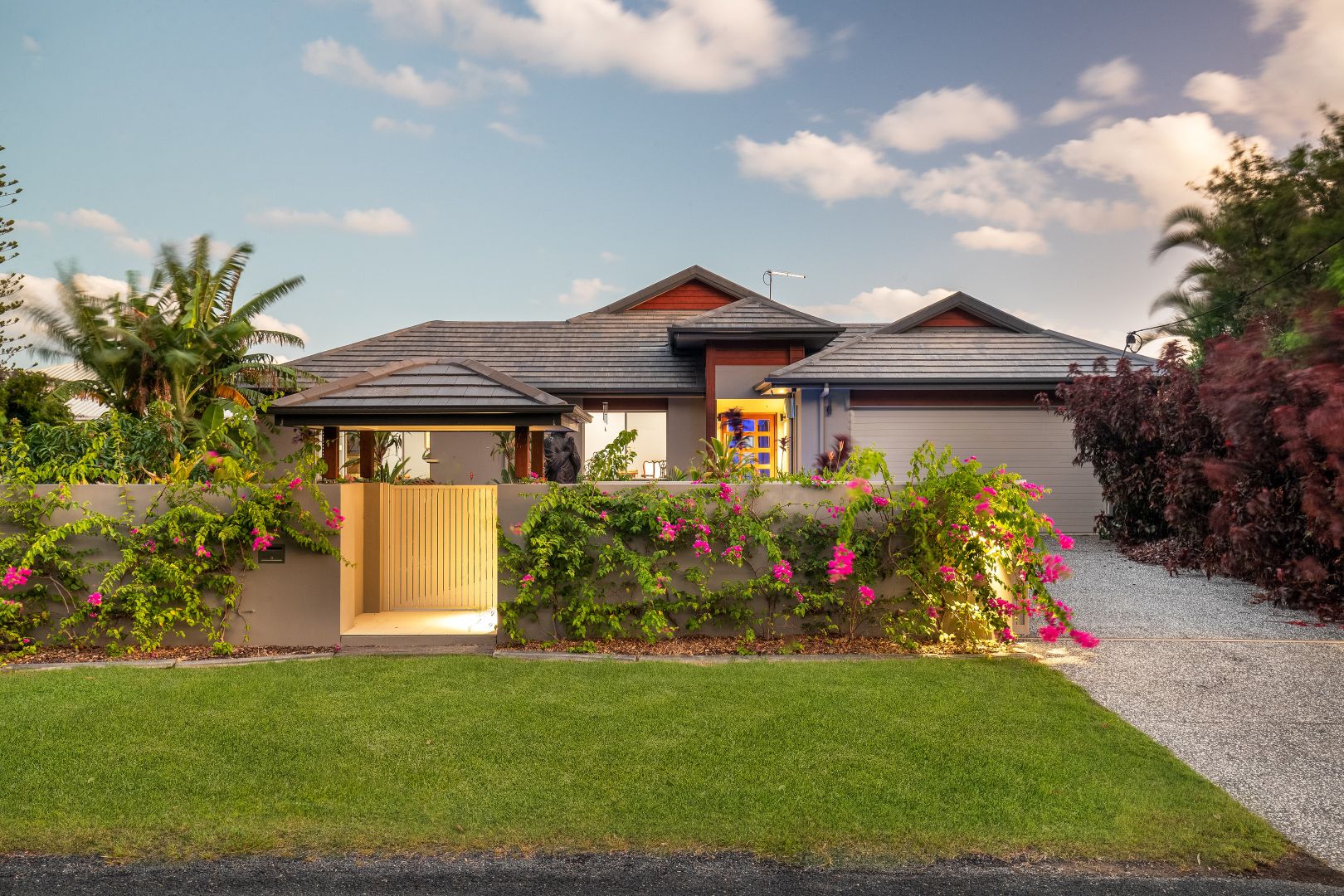 6 Bayside Drive, Beachmere Property History & Address Research Domain