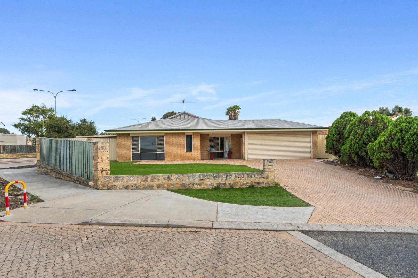 4 bedrooms House in 1 Aldersea Circle CLARKSON WA, 6030