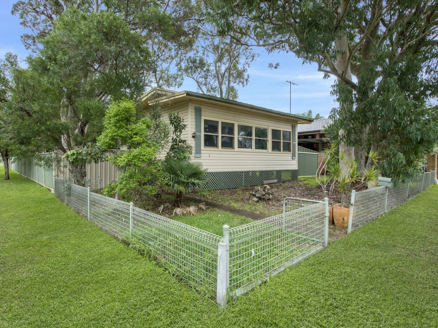 2 Huene Avenue, Halekulani NSW 2262, Image 1