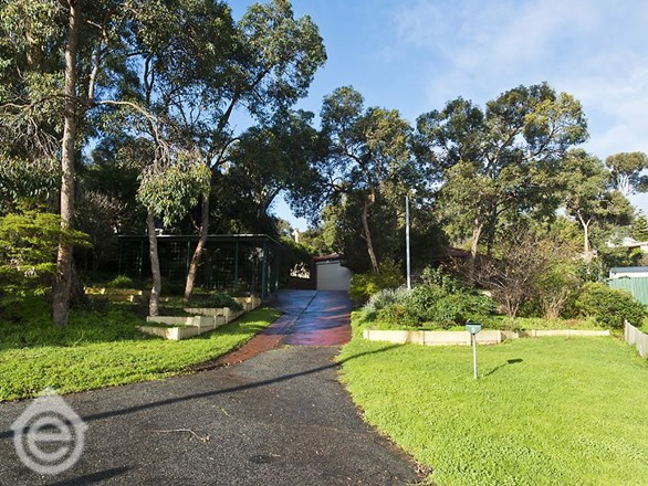 9 Marloo Road, Greenmount WA 6056