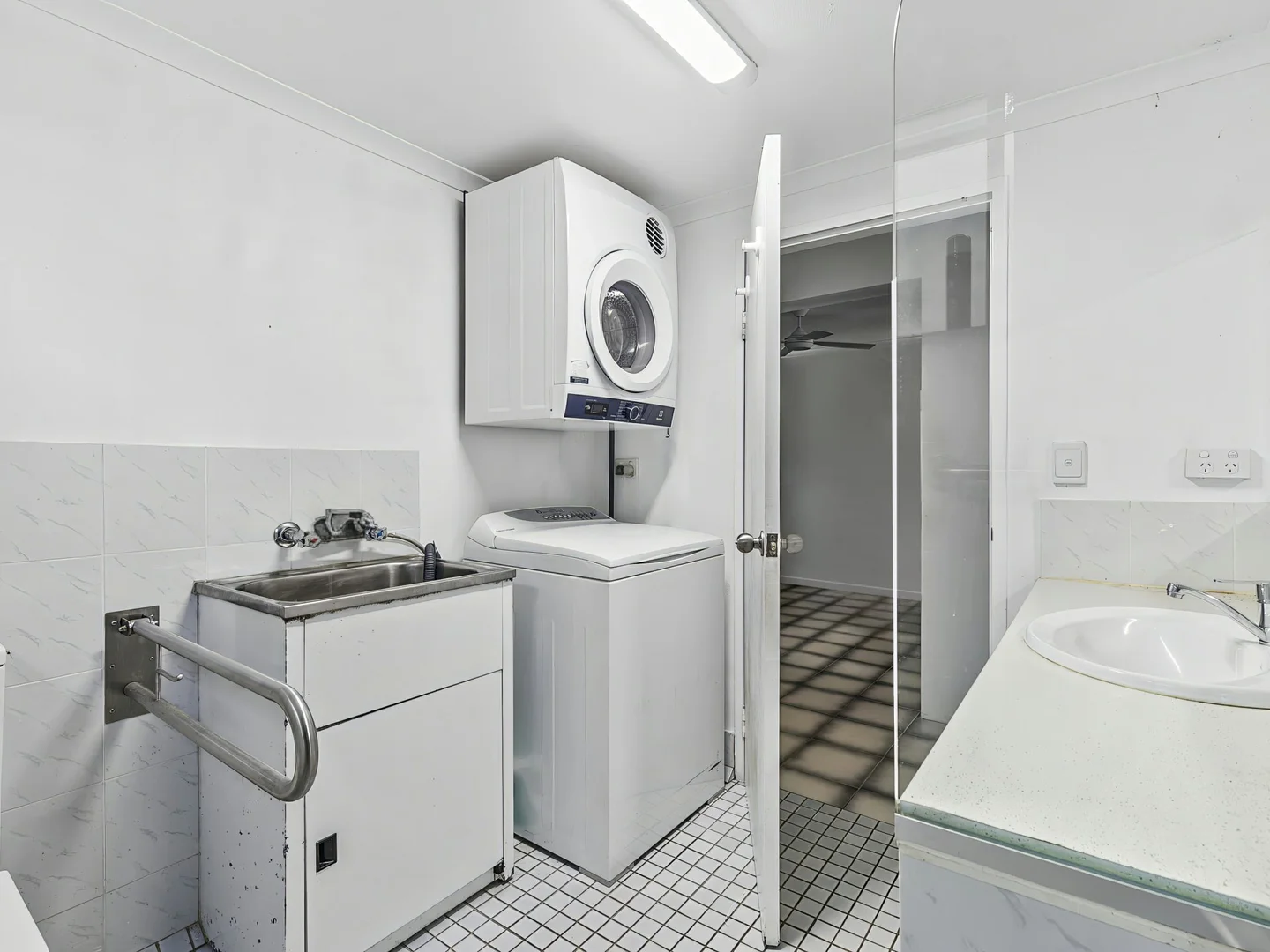 Image 10
