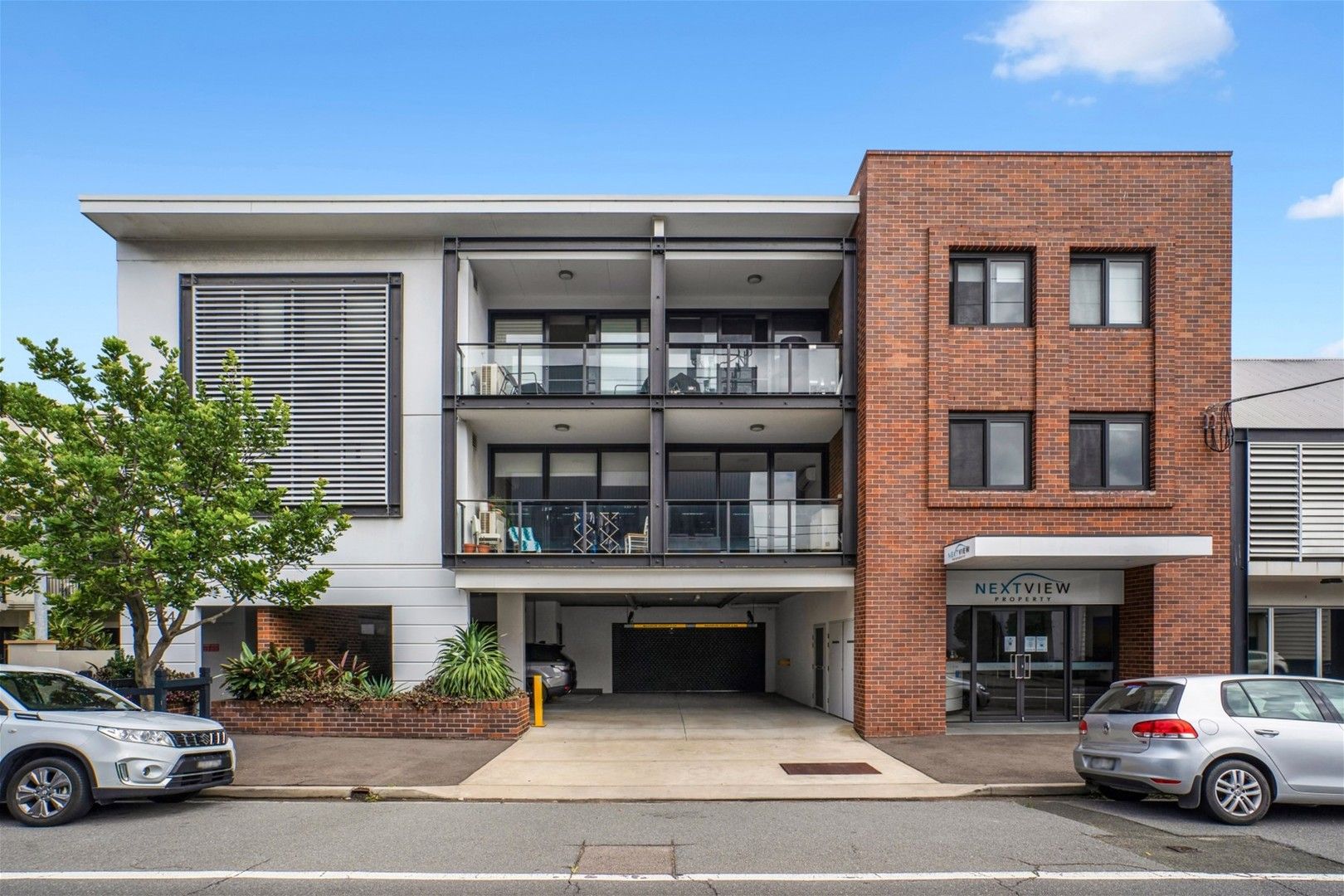 1 bedrooms Apartment / Unit / Flat in 207/274 Darby Street COOKS HILL NSW, 2300