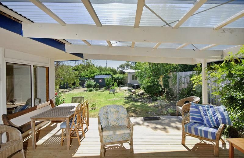 6 Jacqueline Court, Point Lonsdale VIC 3225, Image 2