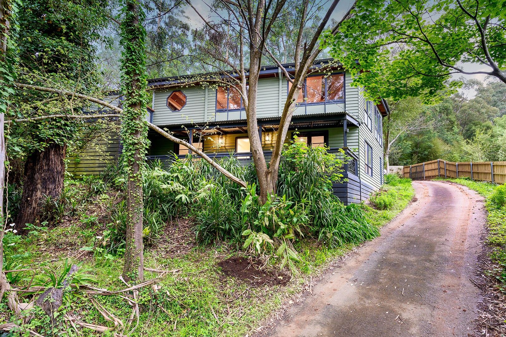 3 bedrooms House in 25 Leila Road WARBURTON VIC, 3799