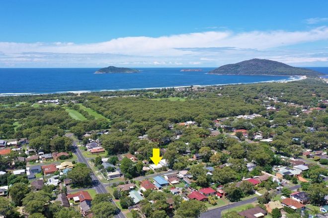 Picture of 30 Kurrawong Avenue, HAWKS NEST NSW 2324