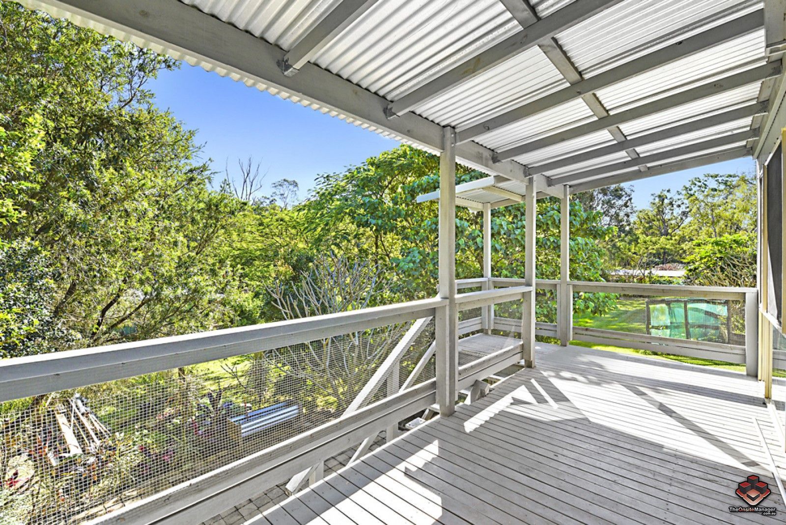 3 bedrooms House in 139 Castle Hill Drive GAVEN QLD, 4211