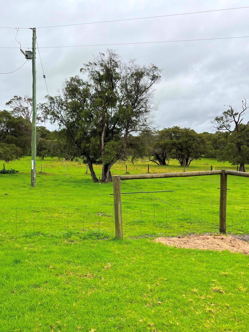 Caves Road, Deepdene WA 6290 - 3 beds house for Rent, $550 - 16583125 ...