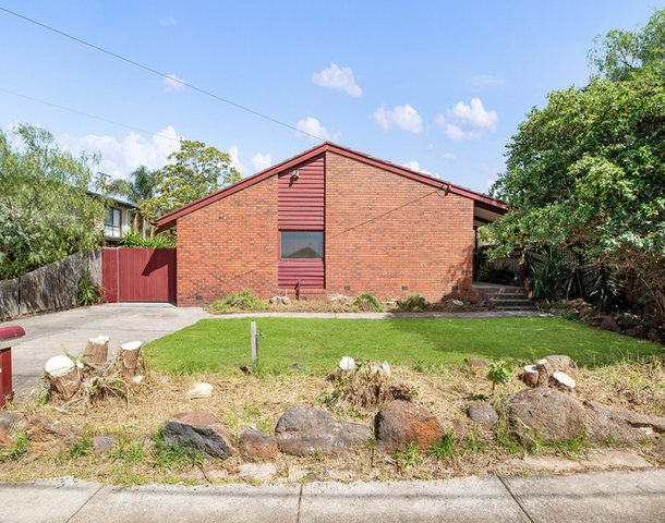 14 Sutherland Avenue, Melton South VIC 3338