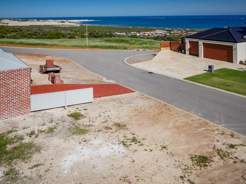 21 Silvery Wave Vista, Wandina WA 6530, Image 2