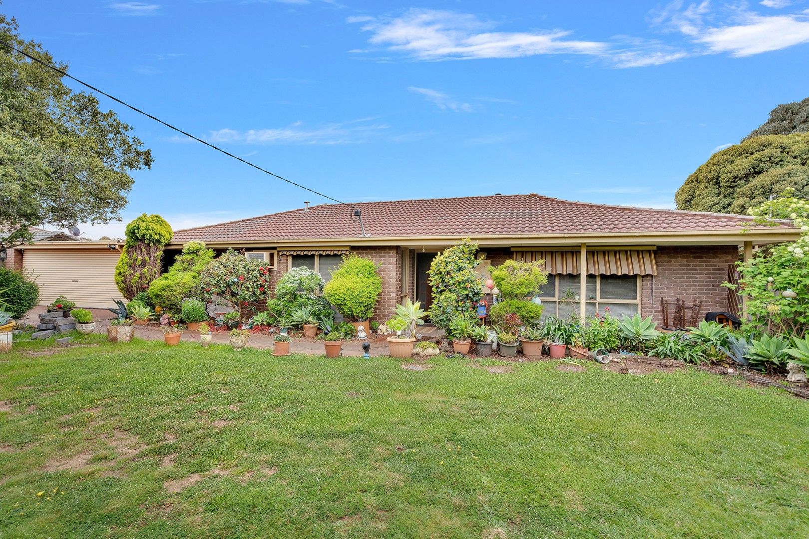 3 bedrooms House in 1 Renwick  Close CRAIGIEBURN VIC, 3064