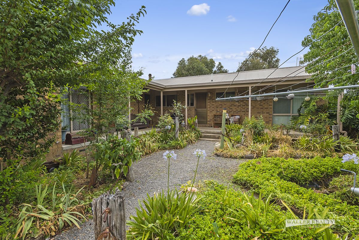 4 Hilliers Street, Newstead VIC 3462, Image 2