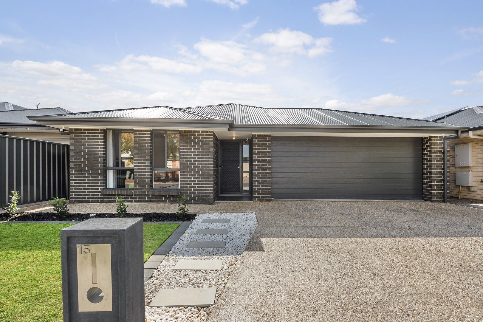 4 bedrooms House in 15 Header Avenue SALISBURY NORTH SA, 5108