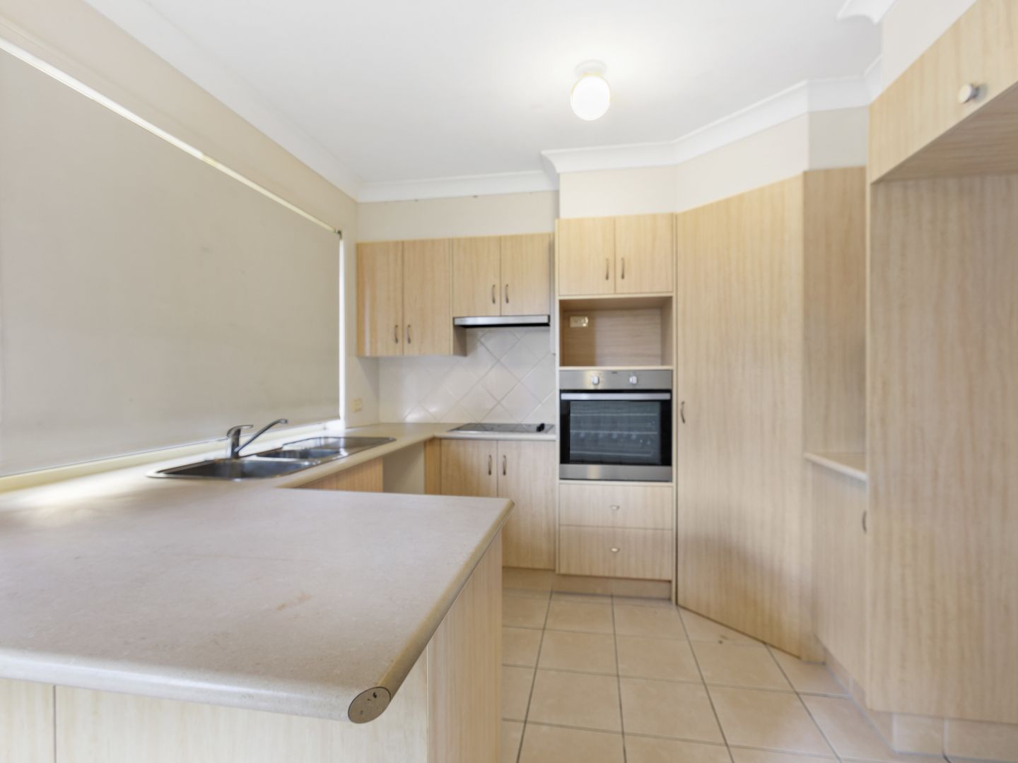 9/1315 Kingston Drive, Banora Point Property History & Address