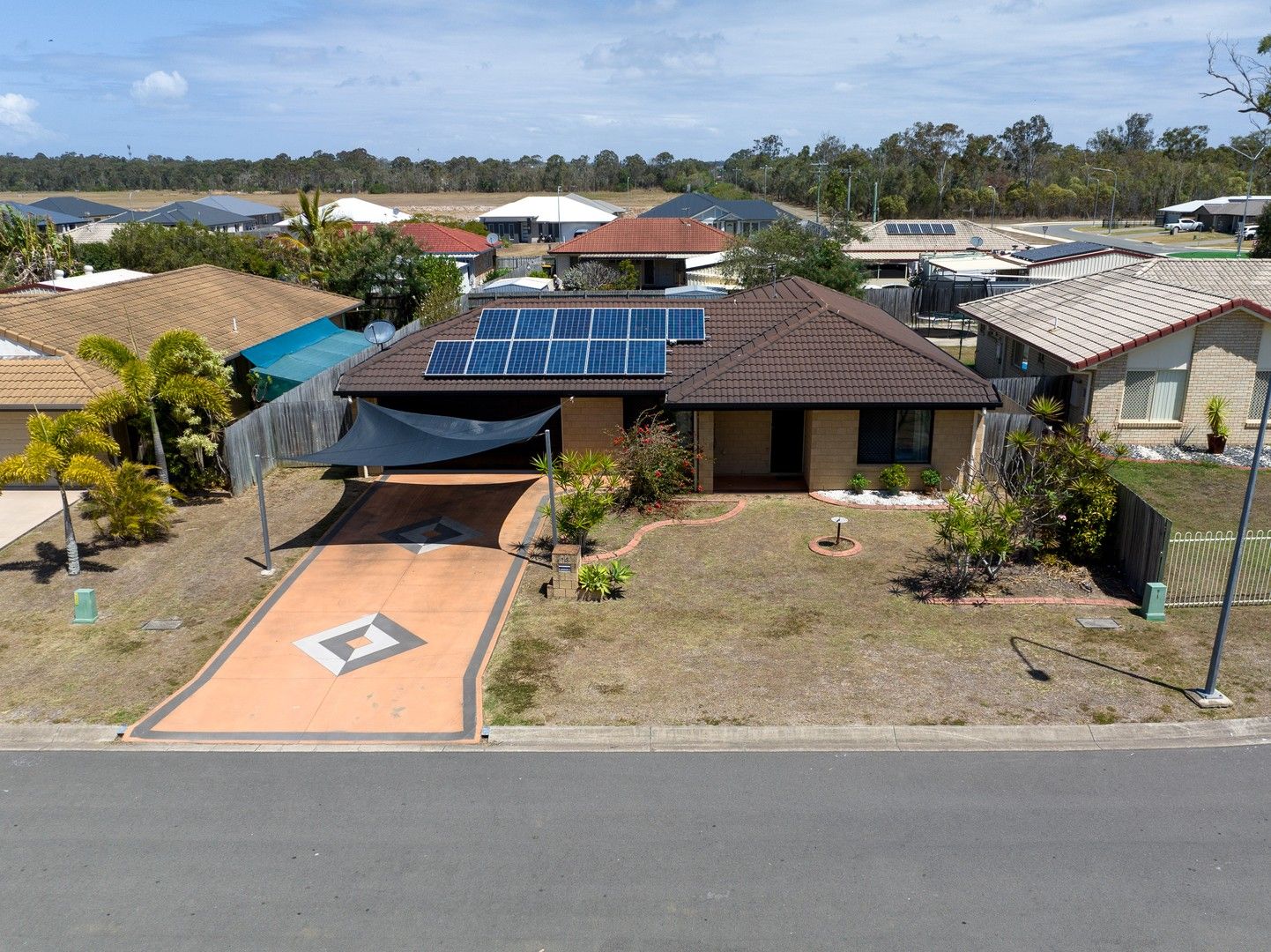 14 Kensi Court, Point Vernon QLD 4655, Image 0